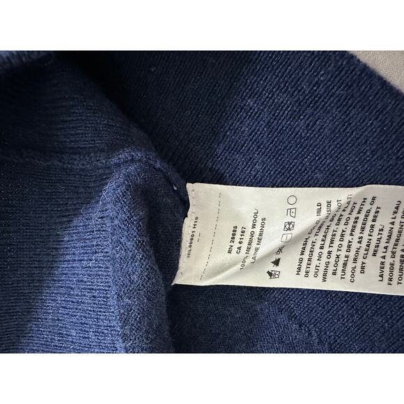 Pendleton Merino Wool V-Neck Sweater - Picture 4 of 4